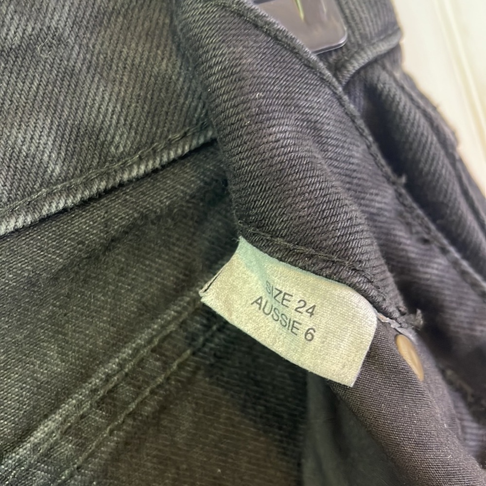 Rollas Classic Straight Button Fly - image 4